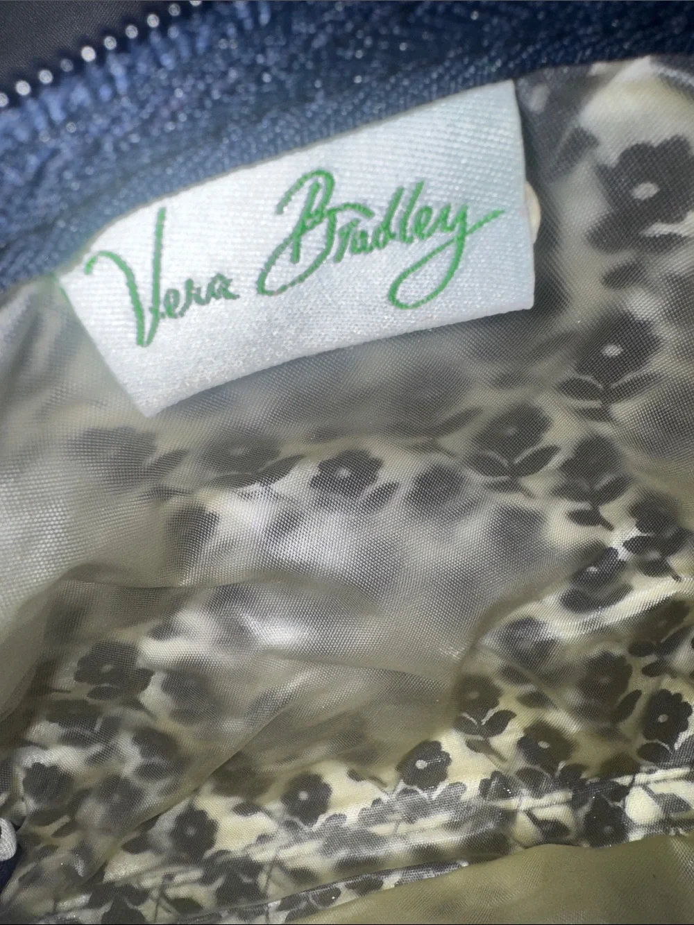 Retired Vera Bradley Cosmetic Makeup Bag  EUC